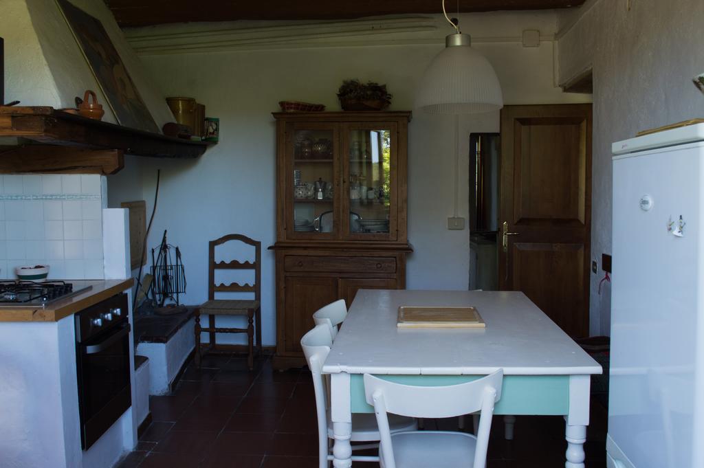 Agriturismo Montecorboli 바르베리노 디 발 델사 외부 사진