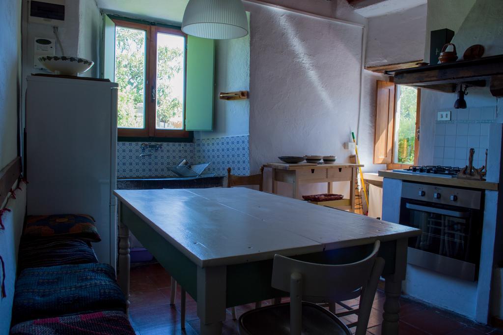 Agriturismo Montecorboli 바르베리노 디 발 델사 외부 사진