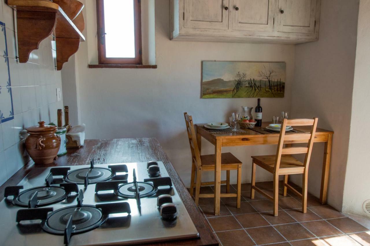 Agriturismo Montecorboli 바르베리노 디 발 델사 외부 사진