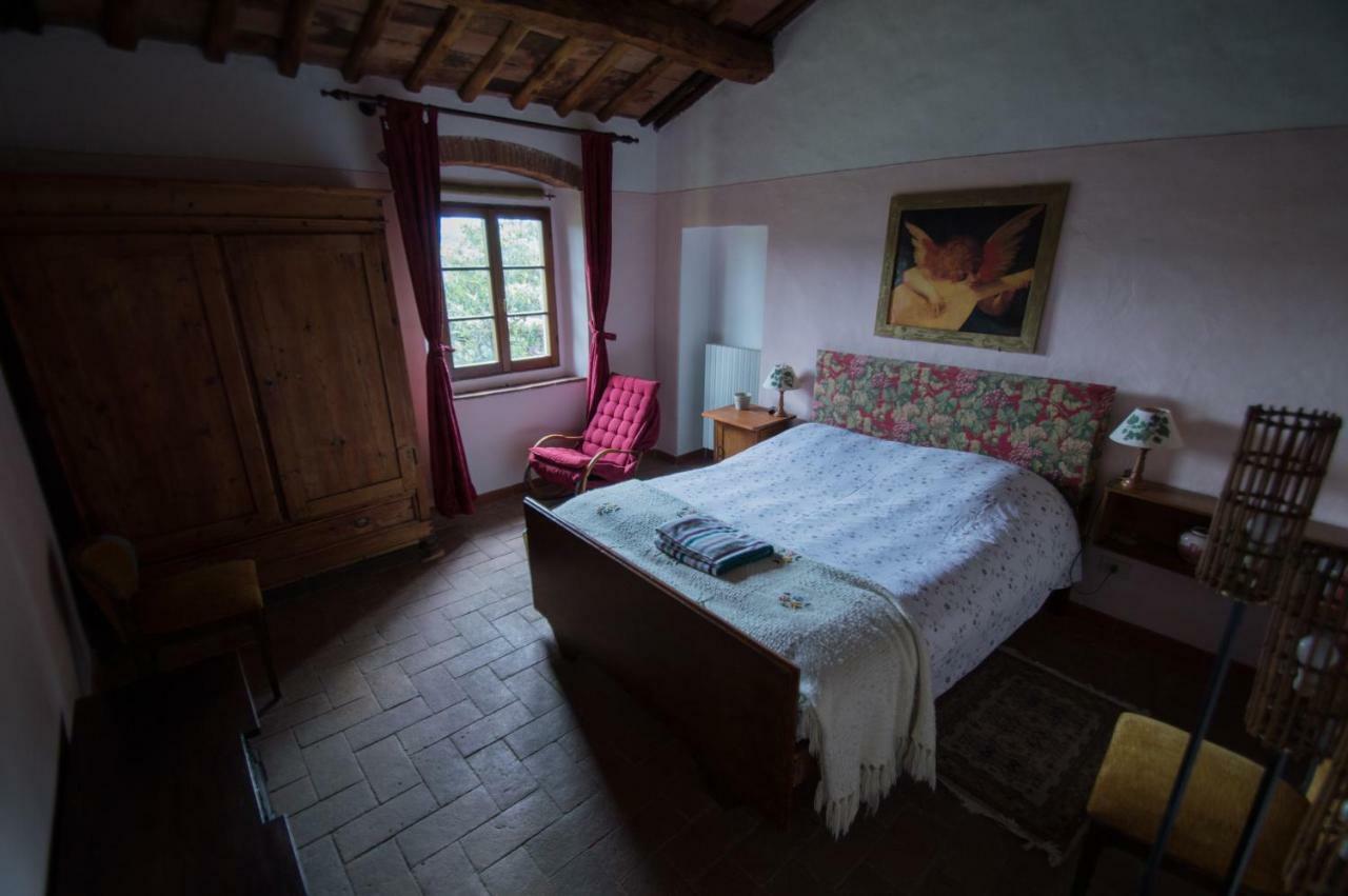 Agriturismo Montecorboli 바르베리노 디 발 델사 외부 사진
