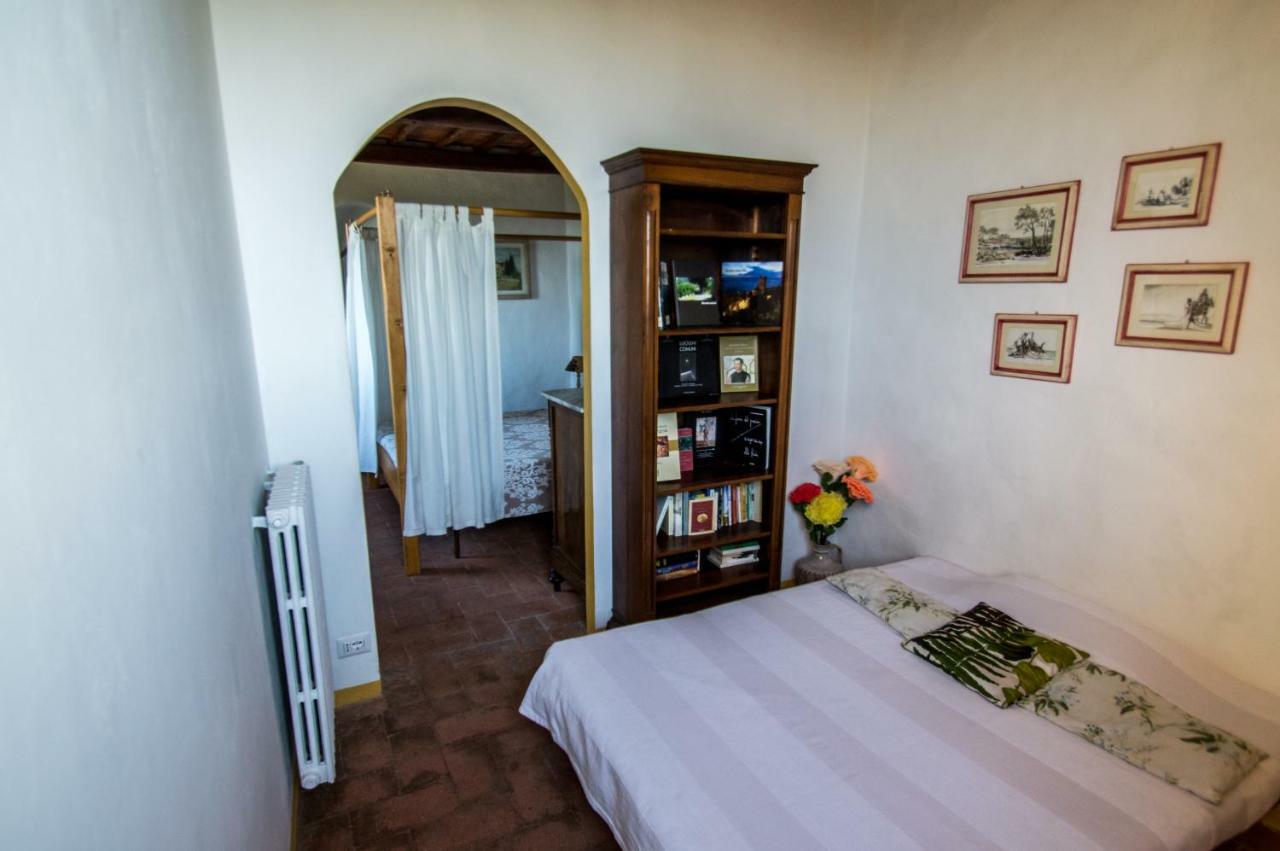 Agriturismo Montecorboli 바르베리노 디 발 델사 외부 사진